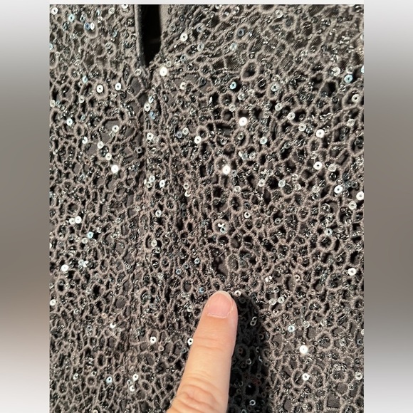 KAY UNGER Honeycomb Lace V-Neck Sequined Elbow Keyhole Back Grey Party Dress 18W - Picture 16 of 16